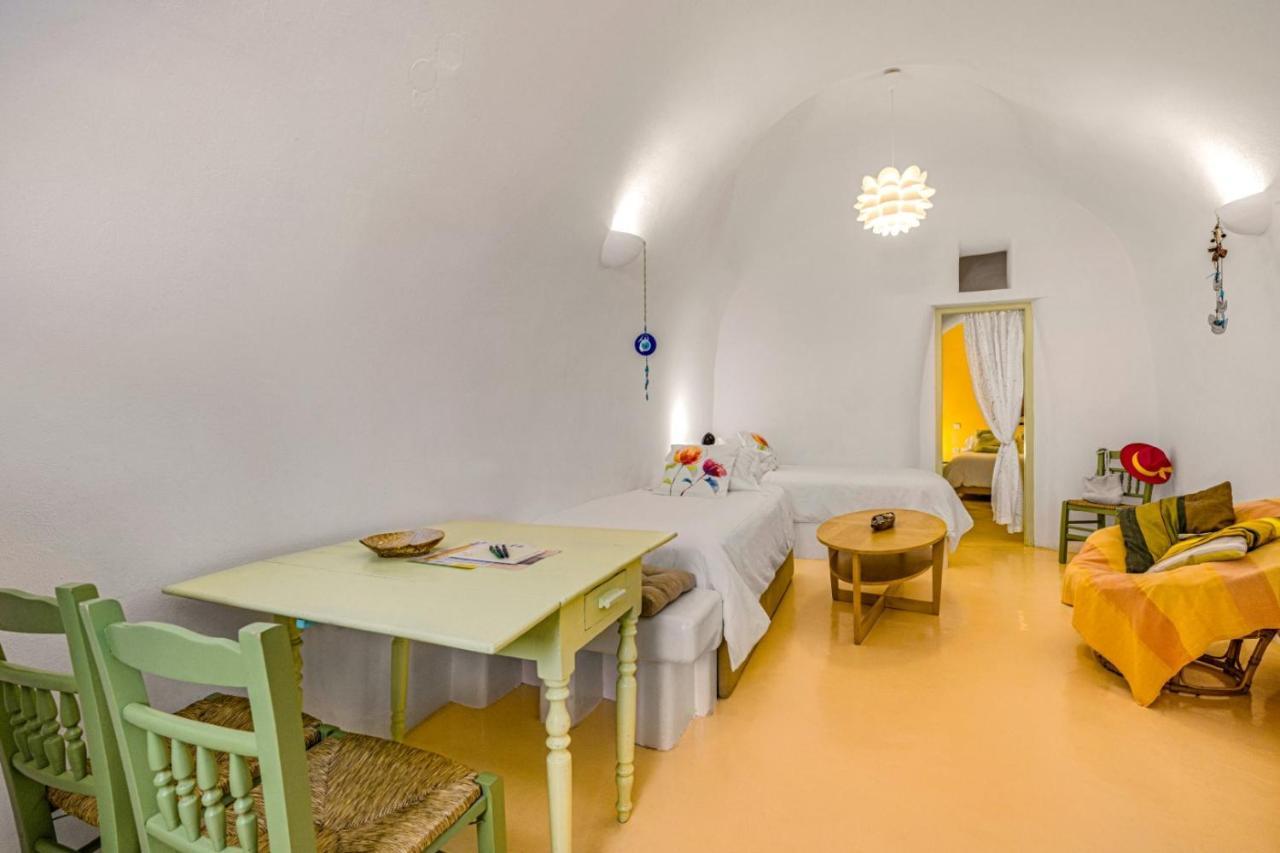 Ferienwohnung Sensyo Caves Firostefani Exterior foto